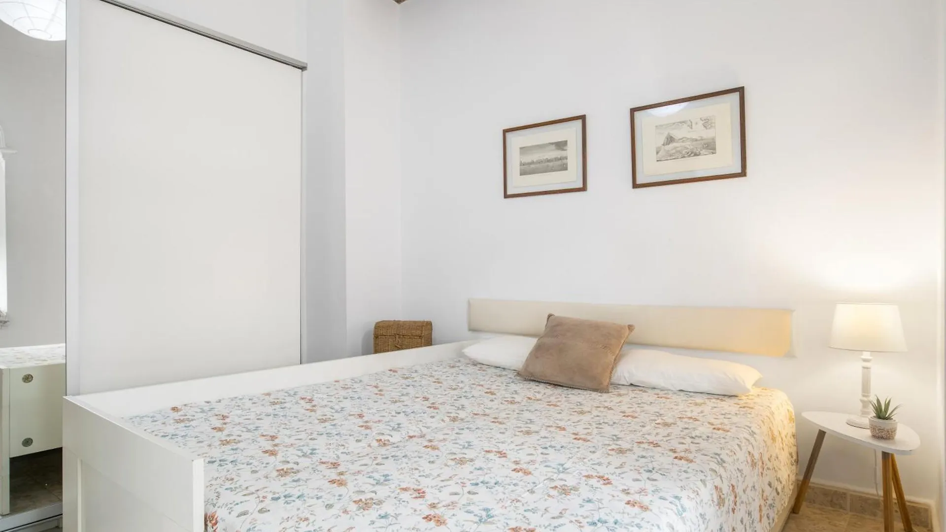Daire Alojamientos Cadiz Sol 1 Derecha İspanya